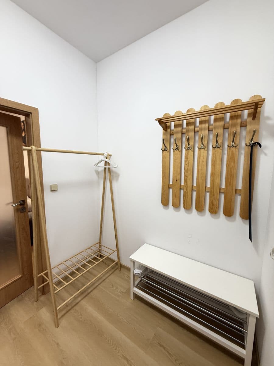 Prenájom bytu 21 m², Zbraslavská, Praha, Praha Prenájom bytu 21 m², Zbraslavská, Praha, Praha