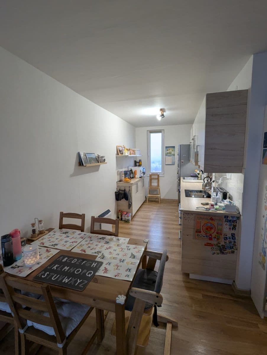 Prenájom bytu 2-izbový 56 m², Tavolníková, Praha, Praha Prenájom bytu 2-izbový 56 m², Tavolníková, Praha, Praha