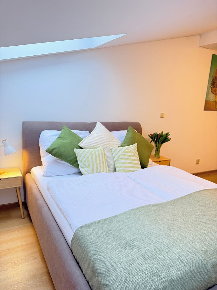 Prenájom bytu 24 m², Zbraslavská, Praha, Praha Prenájom bytu 24 m², Zbraslavská, Praha, Praha