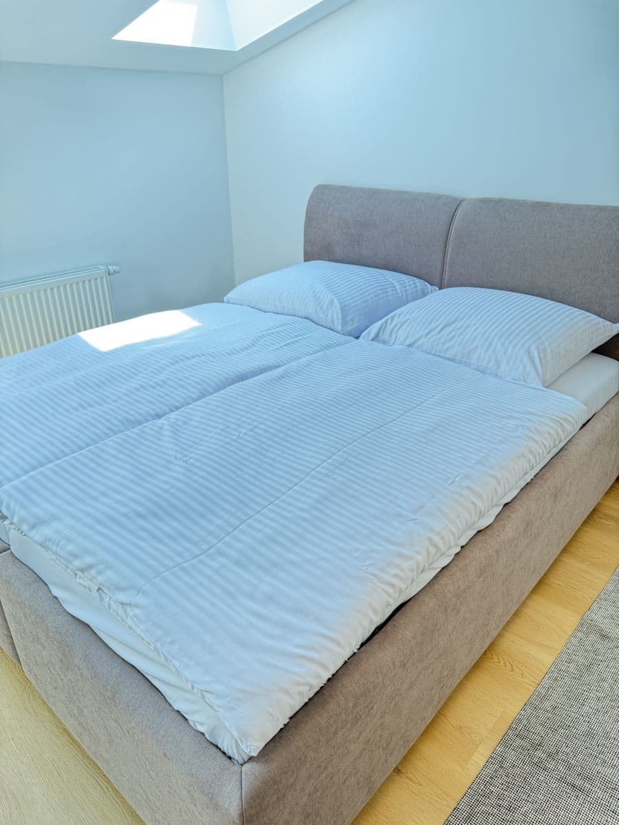 Prenájom bytu 24 m², Zbraslavská, Praha, Praha Prenájom bytu 24 m², Zbraslavská, Praha, Praha