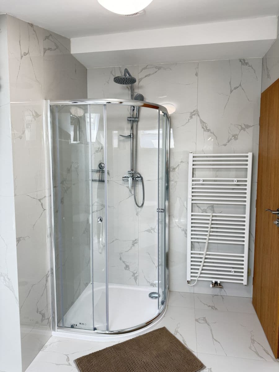 Prenájom bytu 36 m², Zbraslavská, Praha, Praha Prenájom bytu 36 m², Zbraslavská, Praha, Praha