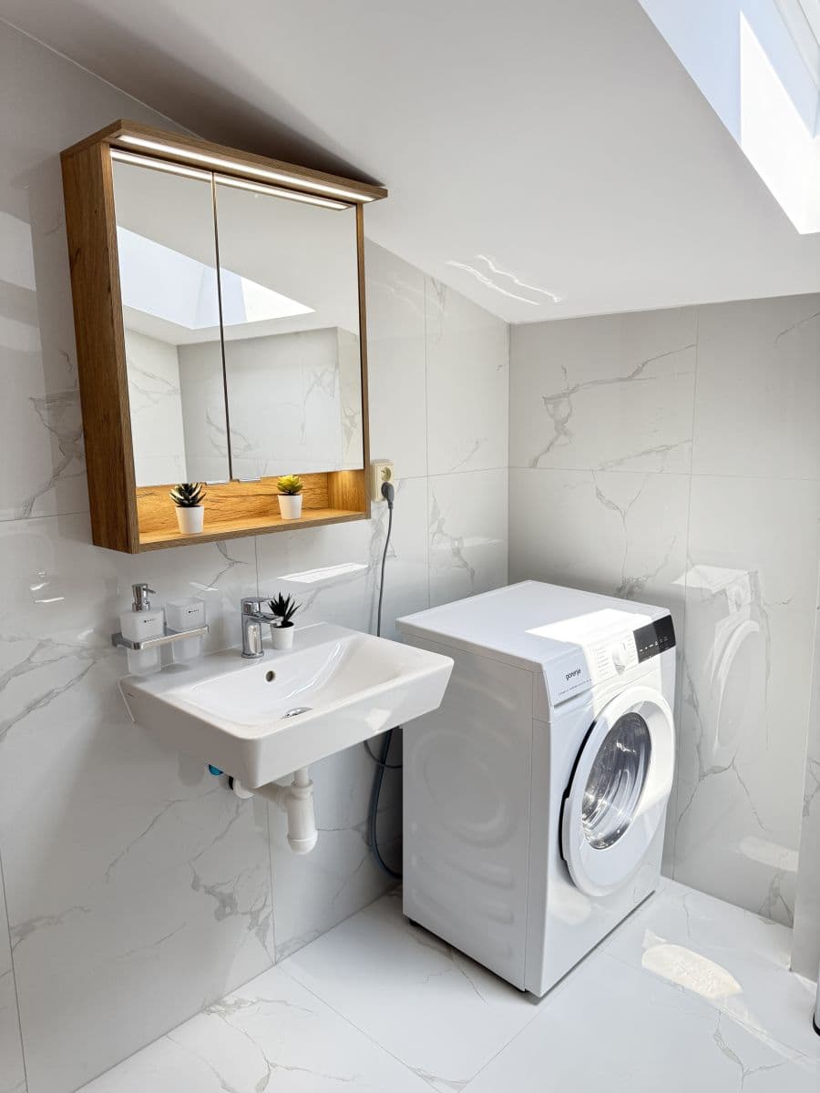 Prenájom bytu 36 m², Zbraslavská, Praha, Praha Prenájom bytu 36 m², Zbraslavská, Praha, Praha