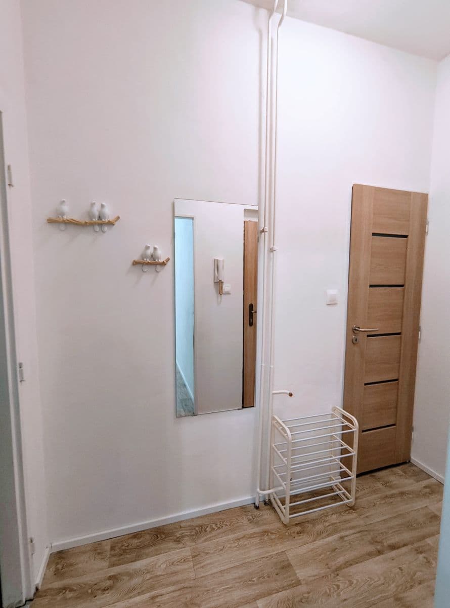 Prenájom bytu 1-izbový 37 m², sídliště 9. května, Nejdek, Karlovarský kraj Prenájom bytu 1-izbový 37 m², sídliště 9. května, Nejdek, Karlovarský kraj