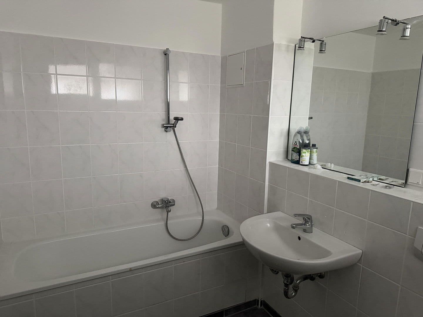 Prenájom bytu 2-izbový 57 m², Wallmodenstr. 10, Hannover, Dolné Sasko Prenájom bytu 2-izbový 57 m², Wallmodenstr. 10, Hannover, Dolné Sasko