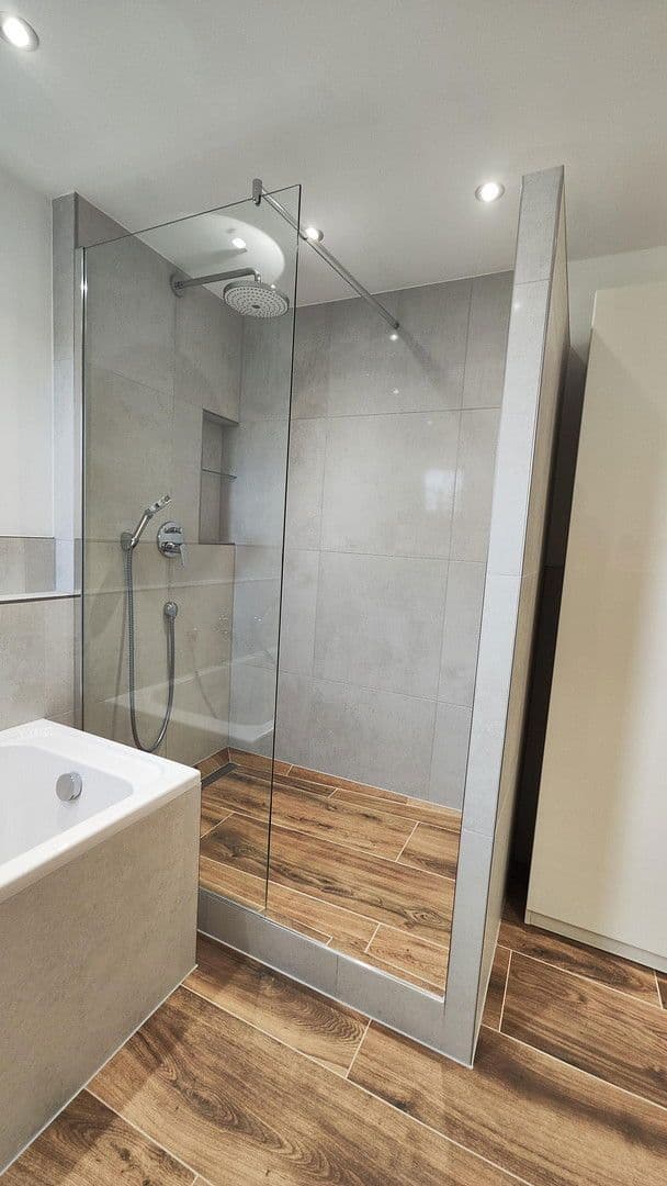 Predaj bytu 3-izbový 90 m², Rheinstetten, Bádensko-Wurttembersko Predaj bytu 3-izbový 90 m², Rheinstetten, Bádensko-Wurttembersko