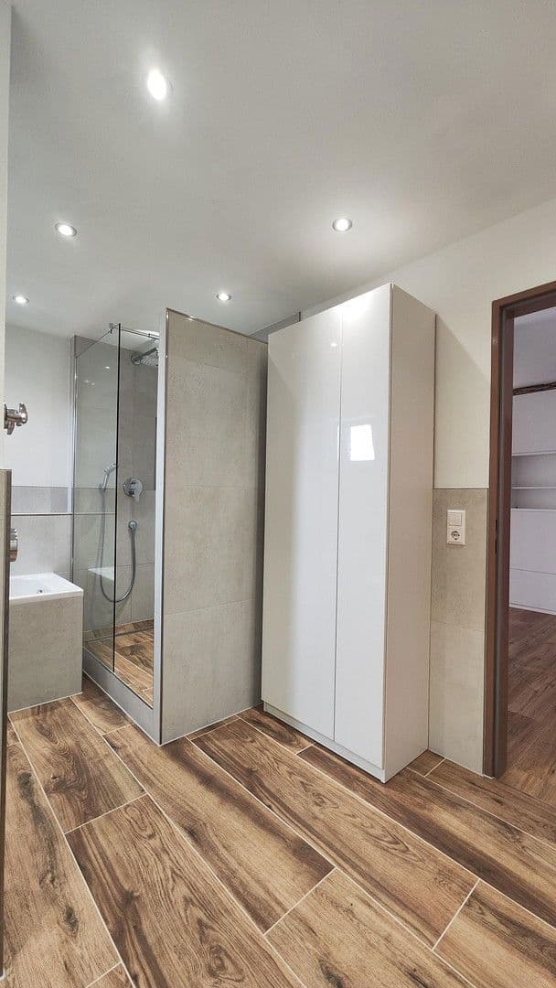 Predaj bytu 3-izbový 90 m², Rheinstetten, Bádensko-Wurttembersko Predaj bytu 3-izbový 90 m², Rheinstetten, Bádensko-Wurttembersko