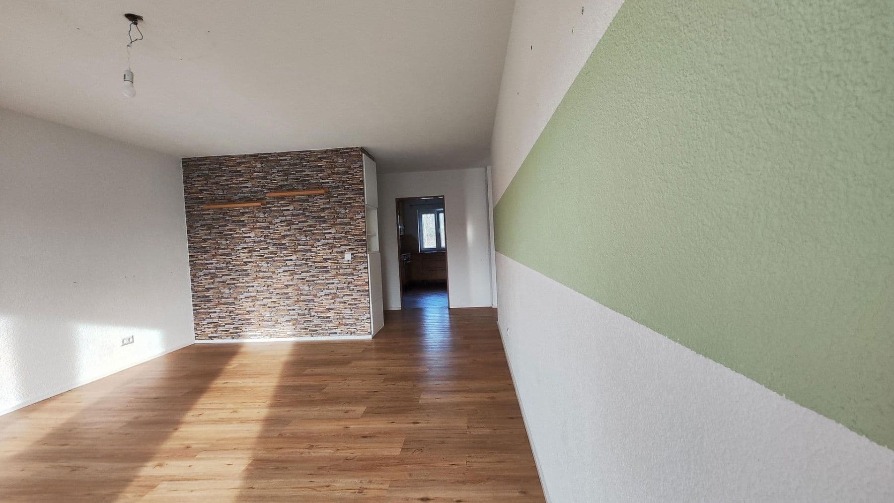 Predaj bytu 3-izbový 90 m², Rheinstetten, Bádensko-Wurttembersko Predaj bytu 3-izbový 90 m², Rheinstetten, Bádensko-Wurttembersko