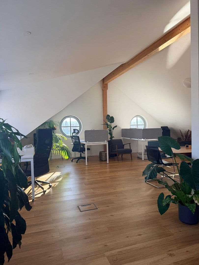 Prenájom kancelárie 90 m², Bleicherstraße 16, Konstanz, Bádensko-Wurttembersko Prenájom kancelárie 90 m², Bleicherstraße 16, Konstanz, Bádensko-Wurttembersko