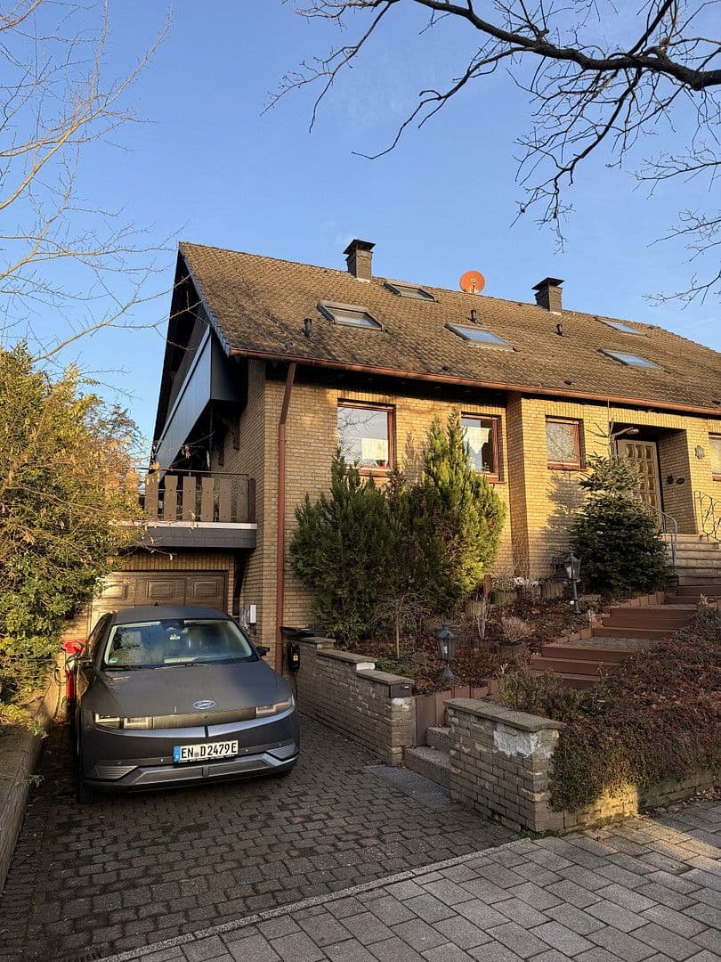 Predaj domu 140 m², pozemek 448 m², Schieferbank 34a, Gevelsberg, Severné Porýnie - Westfálsko Predaj domu 140 m², pozemek 448 m², Schieferbank 34a, Gevelsberg, Severné Porýnie - Westfálsko