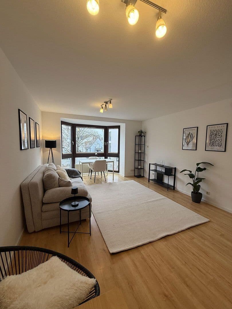 Prenájom bytu 2-izbový 53 m², Euskirchenerstraße 43, Bonn, Severné Porýnie - Westfálsko Prenájom bytu 2-izbový 53 m², Euskirchenerstraße 43, Bonn, Severné Porýnie - Westfálsko