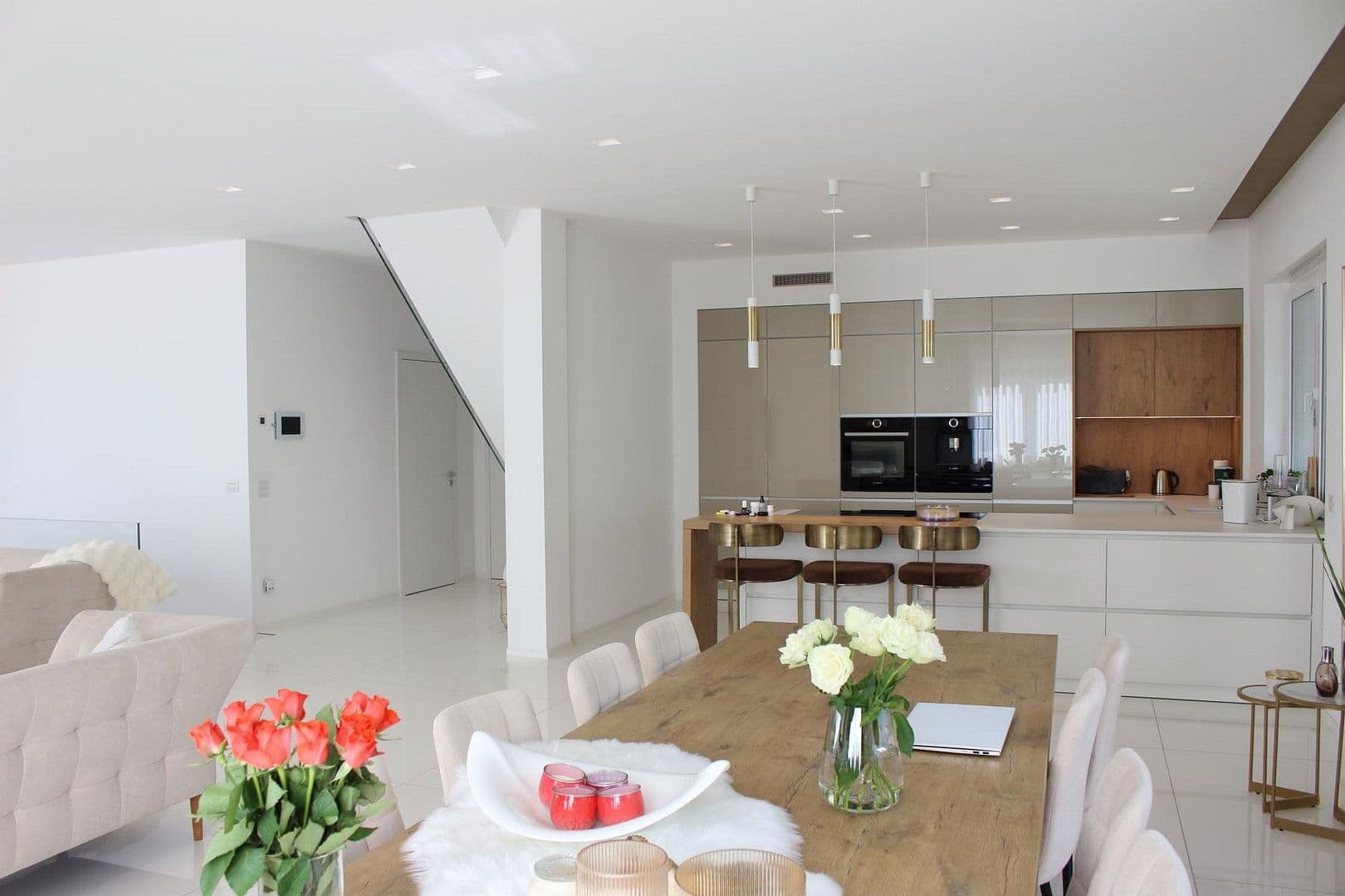 Predaj domu 277 m², pozemek 440 m², Birkenstr. 9, Obernburg am Main, Bavorsko Predaj domu 277 m², pozemek 440 m², Birkenstr. 9, Obernburg am Main, Bavorsko