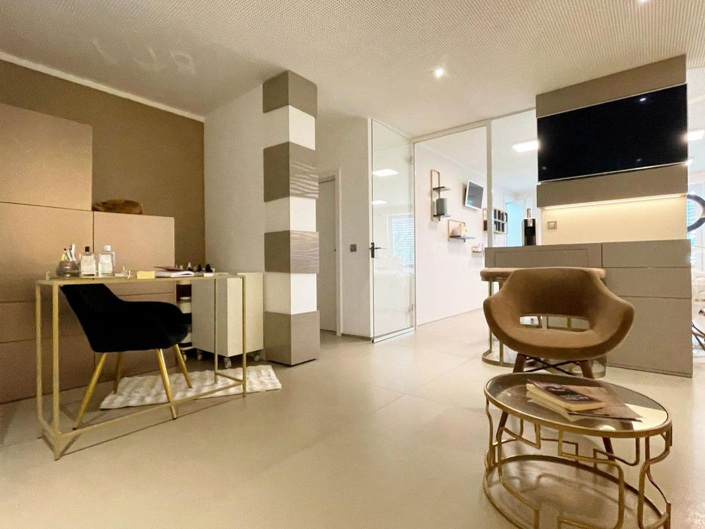 Predaj domu 277 m², pozemek 440 m², Birkenstr. 9, Obernburg am Main, Bavorsko Predaj domu 277 m², pozemek 440 m², Birkenstr. 9, Obernburg am Main, Bavorsko