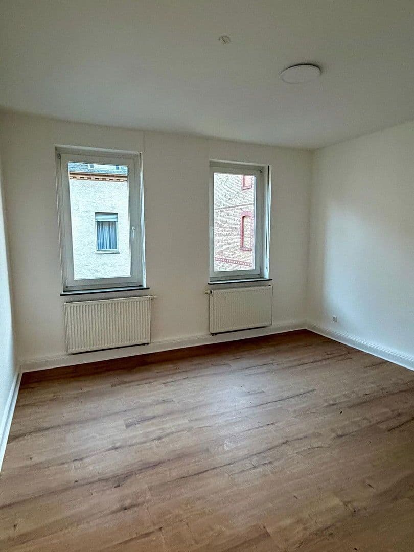 Prenájom bytu 3-izbový 62 m², Frankfurt am Main, Hesensko Prenájom bytu 3-izbový 62 m², Frankfurt am Main, Hesensko