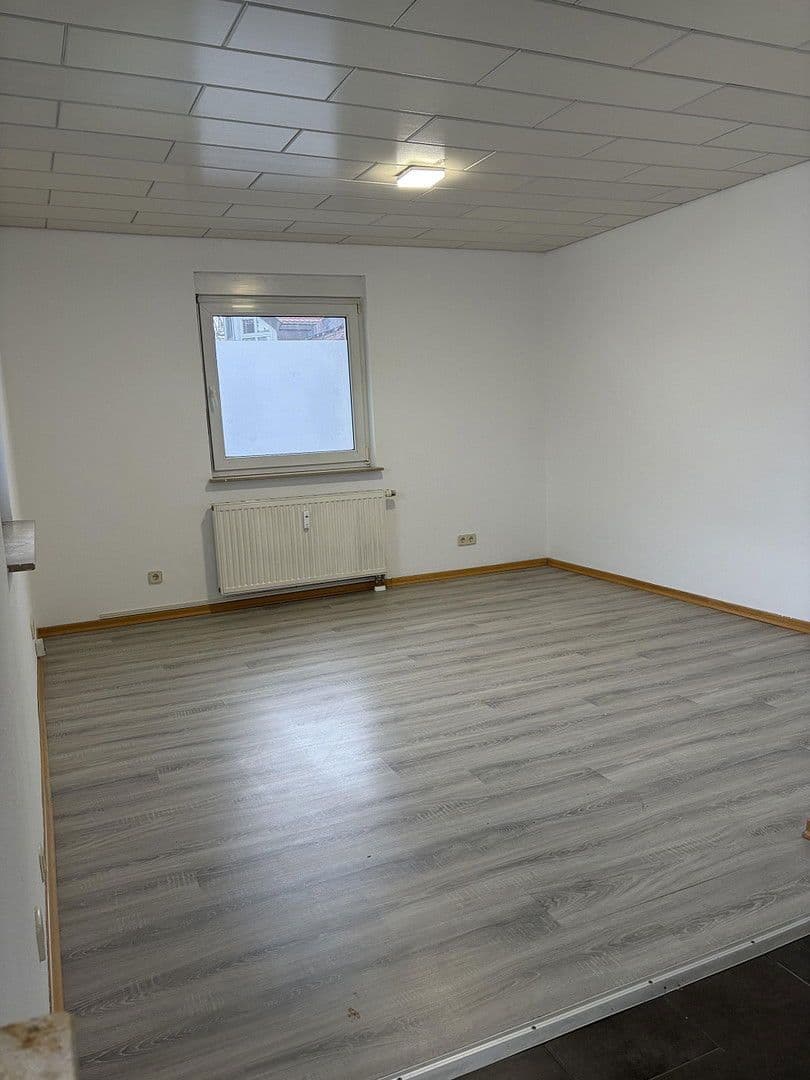 Prenájom bytu 2-izbový 48 m², Korntal-Münchingen, Bádensko-Wurttembersko Prenájom bytu 2-izbový 48 m², Korntal-Münchingen, Bádensko-Wurttembersko