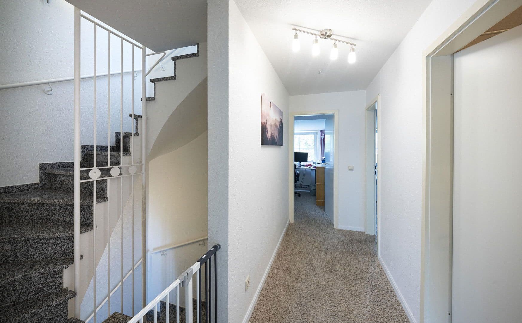 Predaj domu 131 m², pozemek 140 m², Meerbusch, Severné Porýnie - Westfálsko Predaj domu 131 m², pozemek 140 m², Meerbusch, Severné Porýnie - Westfálsko