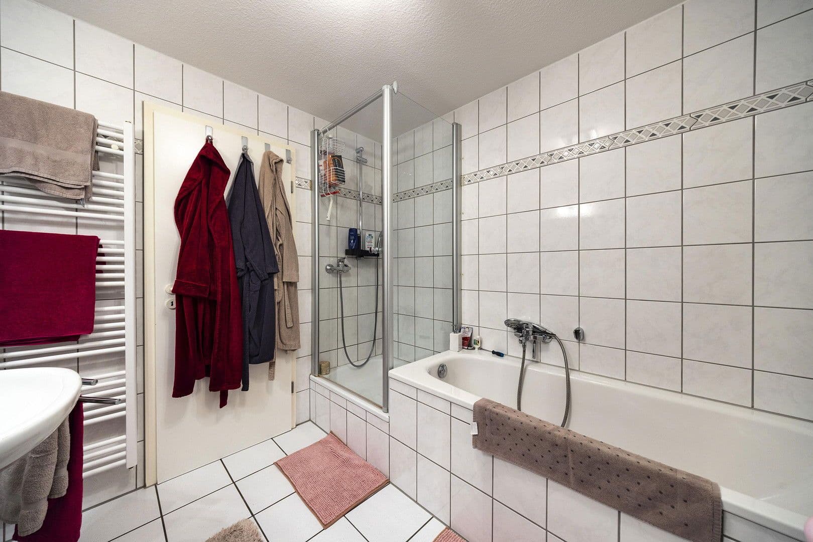 Predaj domu 131 m², pozemek 140 m², Meerbusch, Severné Porýnie - Westfálsko Predaj domu 131 m², pozemek 140 m², Meerbusch, Severné Porýnie - Westfálsko