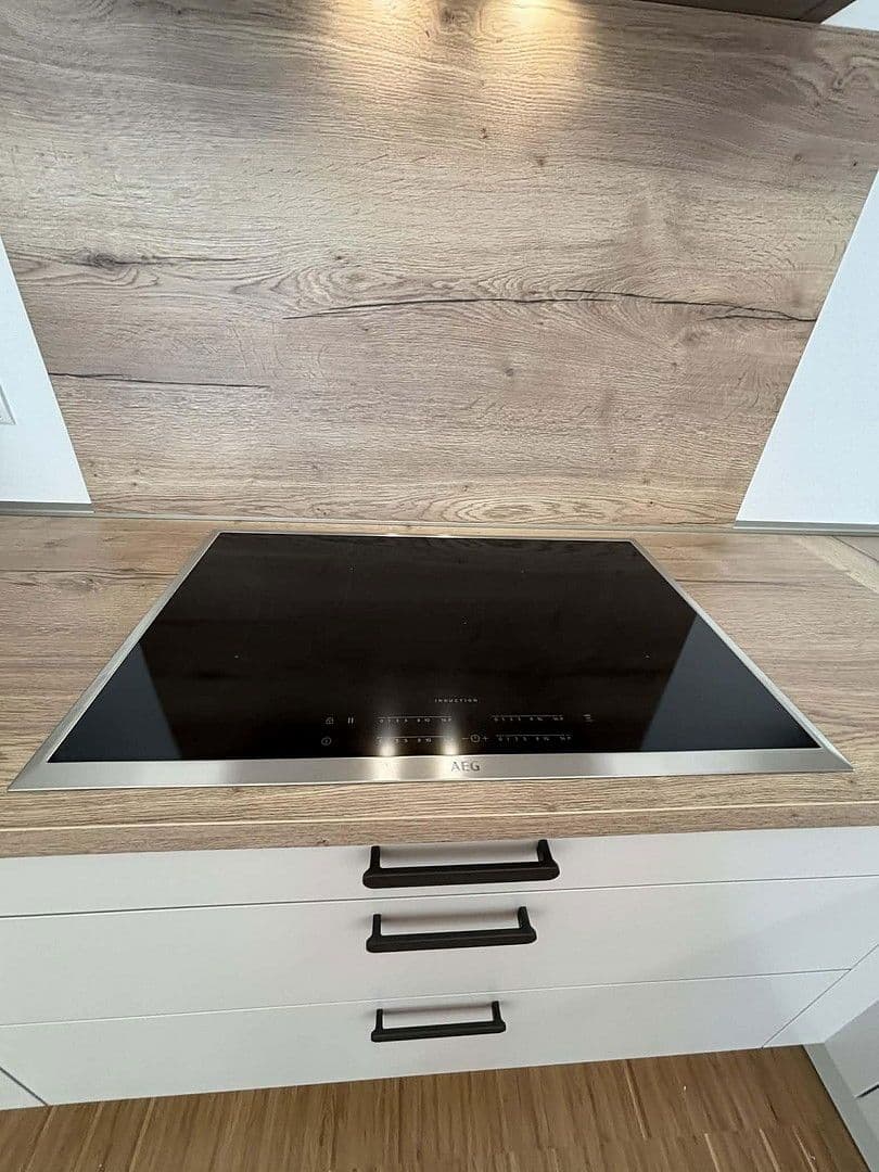 Predaj bytu 2-izbový 89 m², Hauptstrasse 125, Bad Neuenahr-Ahrweiler, Porýnie-Falcko Predaj bytu 2-izbový 89 m², Hauptstrasse 125, Bad Neuenahr-Ahrweiler, Porýnie-Falcko