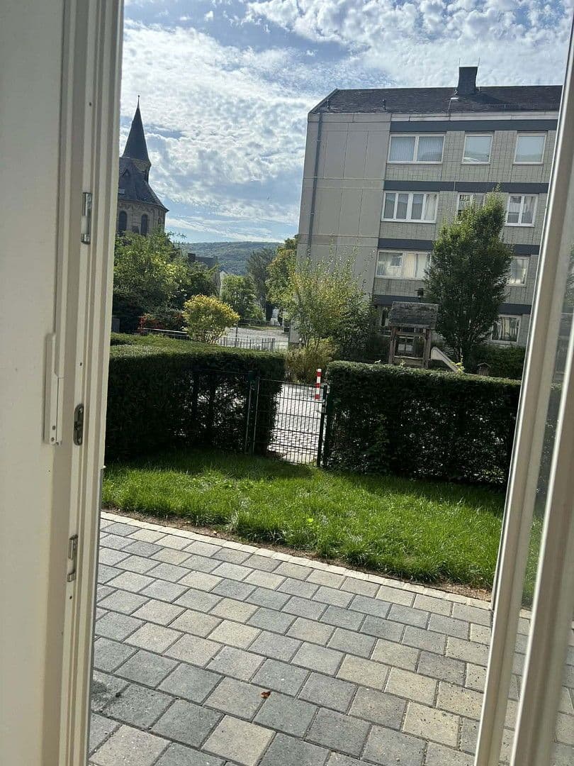 Predaj bytu 2-izbový 89 m², Hauptstrasse 125, Bad Neuenahr-Ahrweiler, Porýnie-Falcko Predaj bytu 2-izbový 89 m², Hauptstrasse 125, Bad Neuenahr-Ahrweiler, Porýnie-Falcko