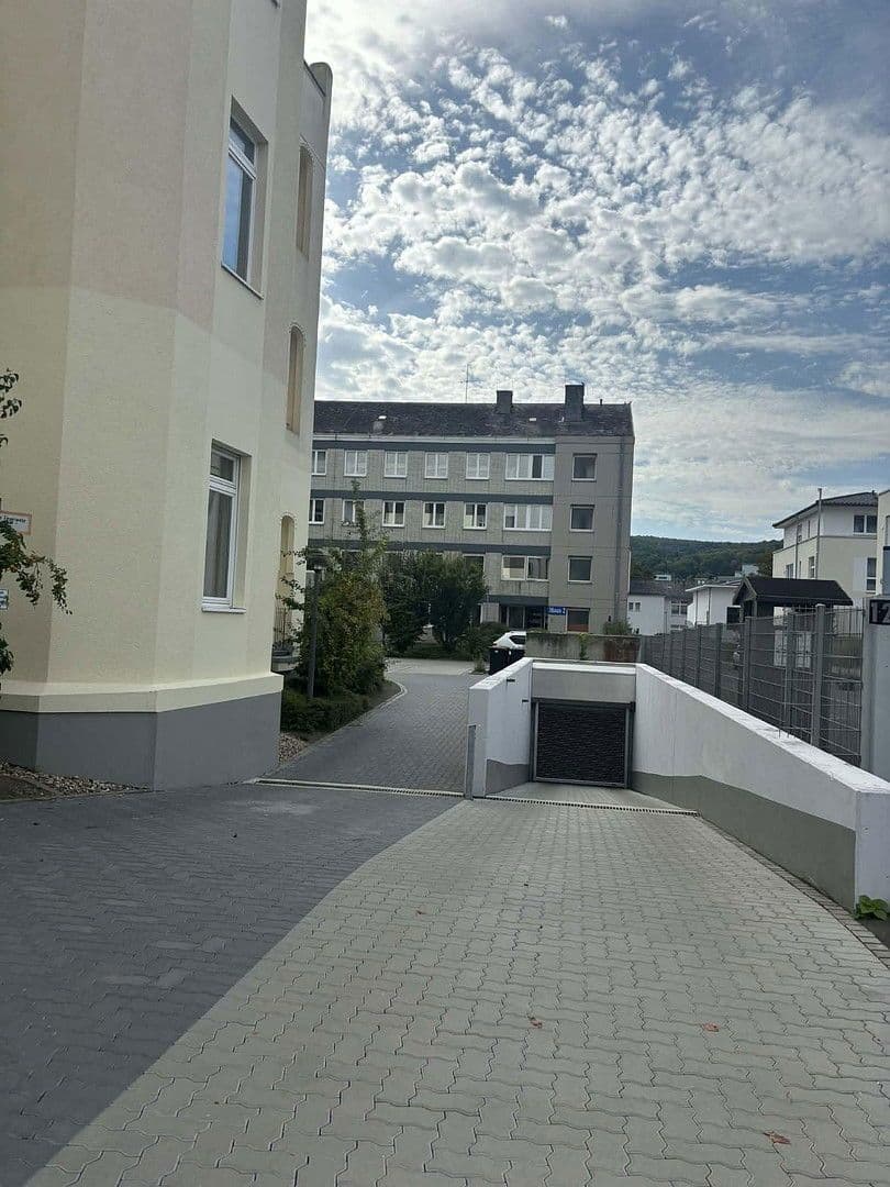 Predaj bytu 2-izbový 89 m², Hauptstrasse 125, Bad Neuenahr-Ahrweiler, Porýnie-Falcko Predaj bytu 2-izbový 89 m², Hauptstrasse 125, Bad Neuenahr-Ahrweiler, Porýnie-Falcko