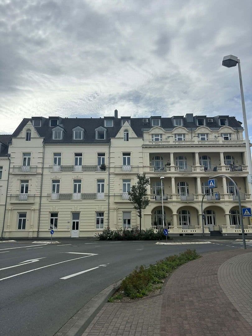 Predaj bytu 2-izbový 89 m², Hauptstrasse 125, Bad Neuenahr-Ahrweiler, Porýnie-Falcko Predaj bytu 2-izbový 89 m², Hauptstrasse 125, Bad Neuenahr-Ahrweiler, Porýnie-Falcko