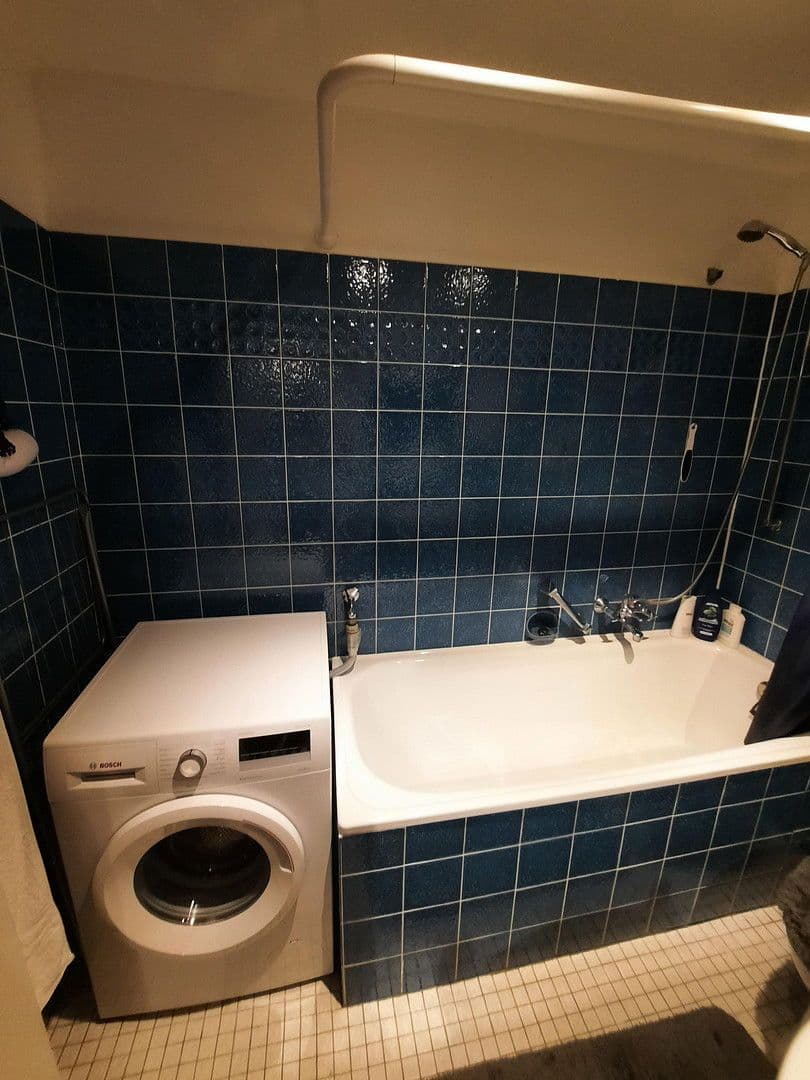 Prenájom bytu 2-izbový 52 m², Holbeinstr. 4, Essen-Holsterhausen, Severné Porýnie - Westfálsko Prenájom bytu 2-izbový 52 m², Holbeinstr. 4, Essen-Holsterhausen, Severné Porýnie - Westfálsko