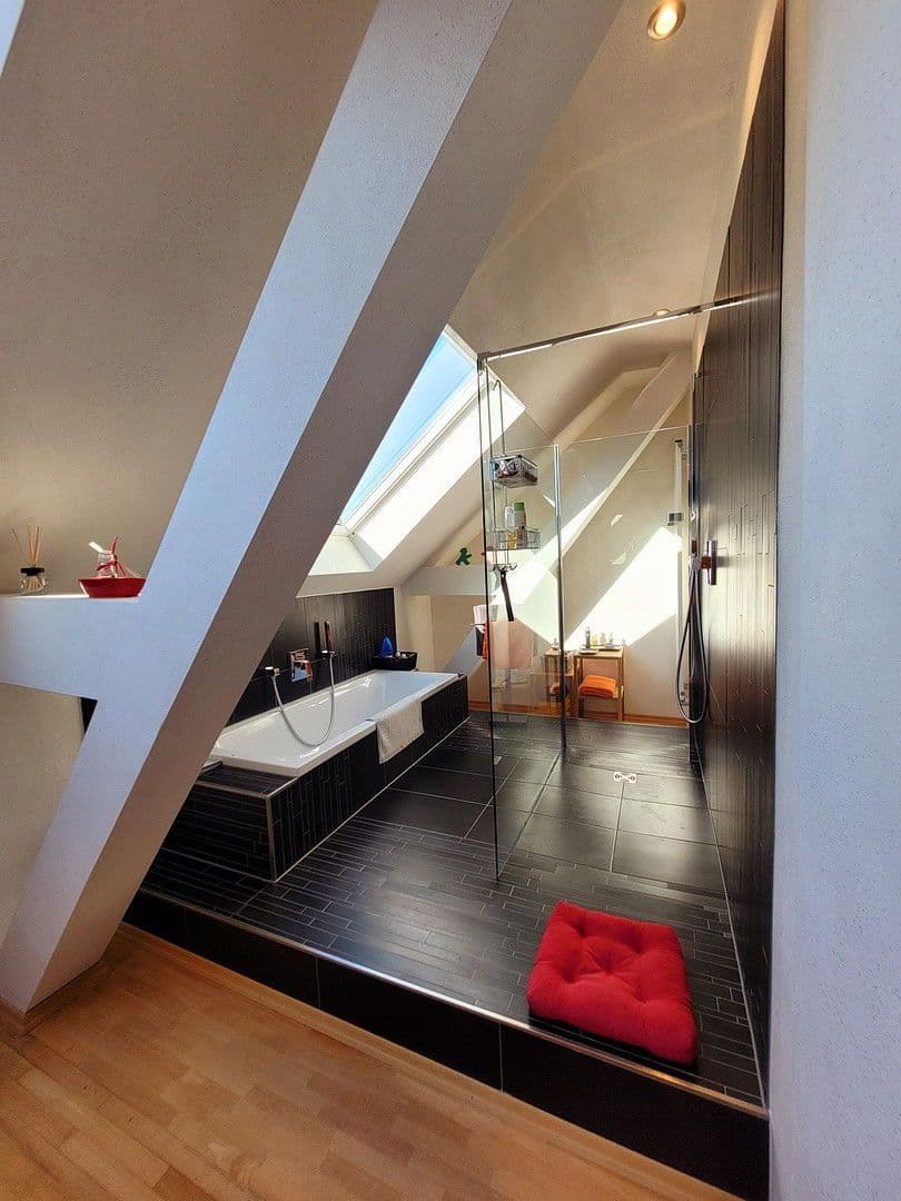 Predaj bytu 4-izbový 119 m², Schlossberg 20, Diez, Porýnie-Falcko Predaj bytu 4-izbový 119 m², Schlossberg 20, Diez, Porýnie-Falcko