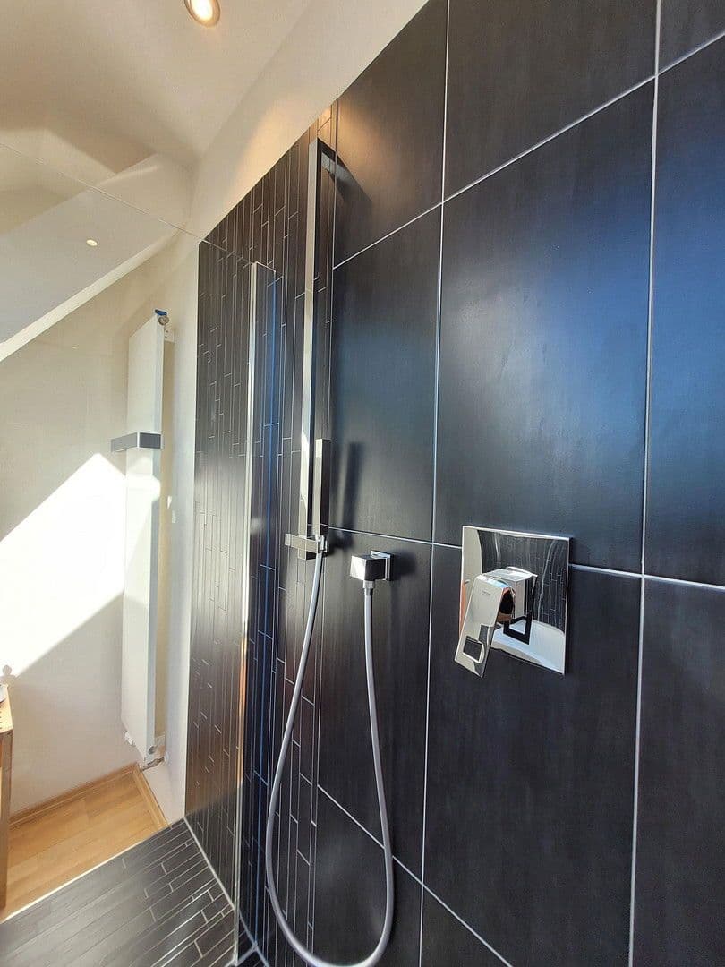 Predaj bytu 4-izbový 119 m², Schlossberg 20, Diez, Porýnie-Falcko Predaj bytu 4-izbový 119 m², Schlossberg 20, Diez, Porýnie-Falcko