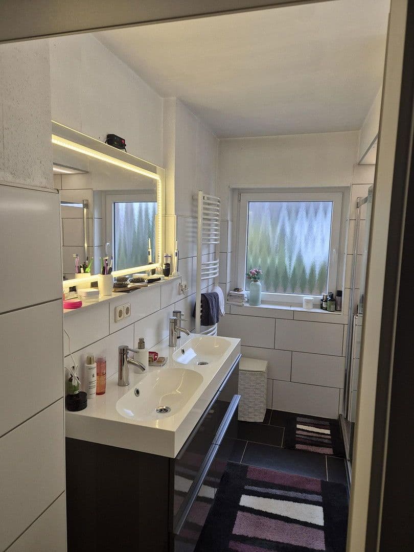 Predaj domu 150 m², pozemek 692 m², Bielefeld, Severné Porýnie - Westfálsko Predaj domu 150 m², pozemek 692 m², Bielefeld, Severné Porýnie - Westfálsko