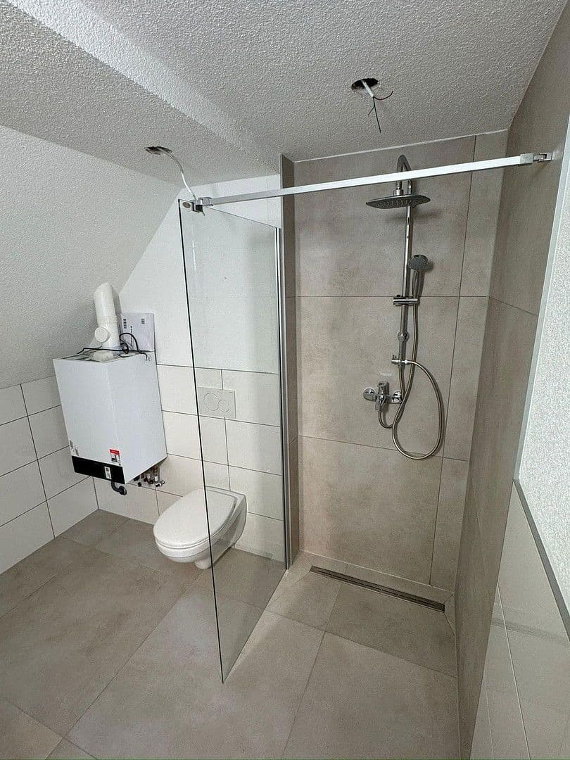 Prenájom bytu 3-izbový 130 m², Zeughausstr. 20, Tuttlingen, Bádensko-Wurttembersko Prenájom bytu 3-izbový 130 m², Zeughausstr. 20, Tuttlingen, Bádensko-Wurttembersko