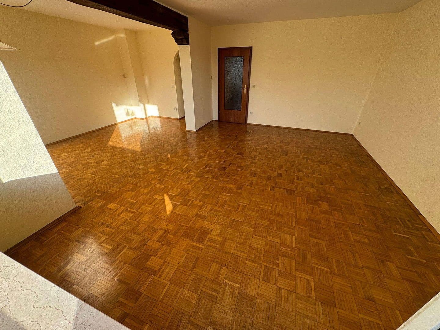 Prenájom bytu 2-izbový 78 m², Heißener Straße 88, Mülheim an der Ruhr, Severné Porýnie - Westfálsko Prenájom bytu 2-izbový 78 m², Heißener Straße 88, Mülheim an der Ruhr, Severné Porýnie - Westfálsko