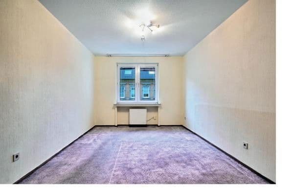Prenájom bytu 2-izbový 78 m², Heißener Straße 88, Mülheim an der Ruhr, Severné Porýnie - Westfálsko Prenájom bytu 2-izbový 78 m², Heißener Straße 88, Mülheim an der Ruhr, Severné Porýnie - Westfálsko