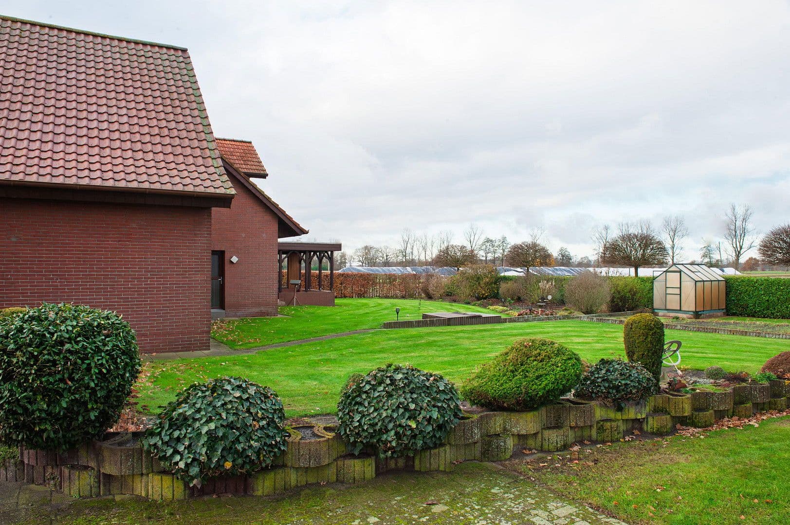 Predaj pozemku 105.102 m², Emlichheim, Dolné Sasko Predaj pozemku 105.102 m², Emlichheim, Dolné Sasko