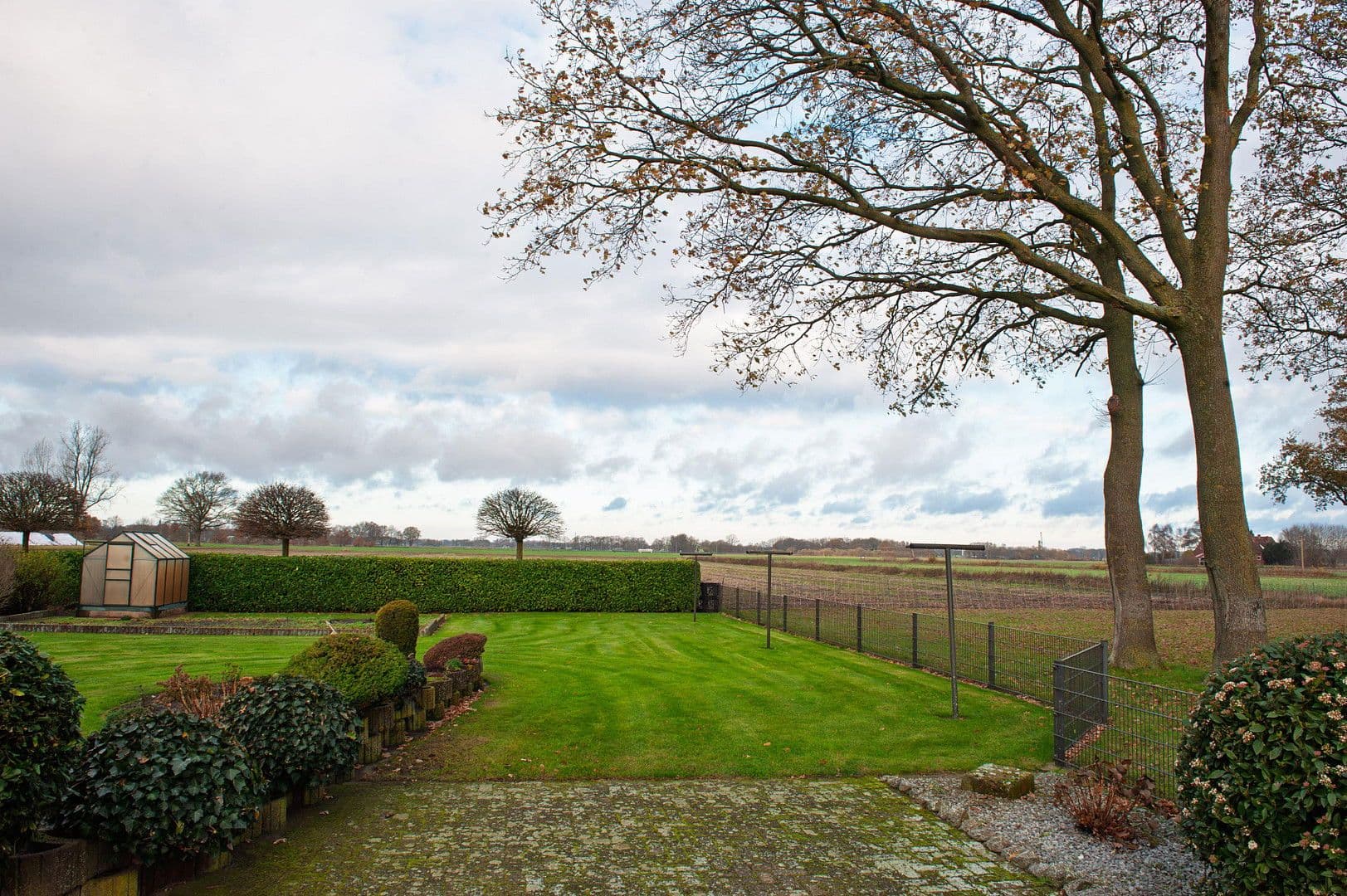 Predaj pozemku 105.102 m², Emlichheim, Dolné Sasko Predaj pozemku 105.102 m², Emlichheim, Dolné Sasko