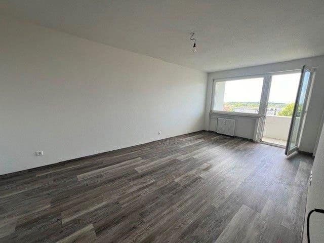 Prenájom bytu 2-izbový 65 m², Freiburg im Breisgau, Bádensko-Wurttembersko Prenájom bytu 2-izbový 65 m², Freiburg im Breisgau, Bádensko-Wurttembersko