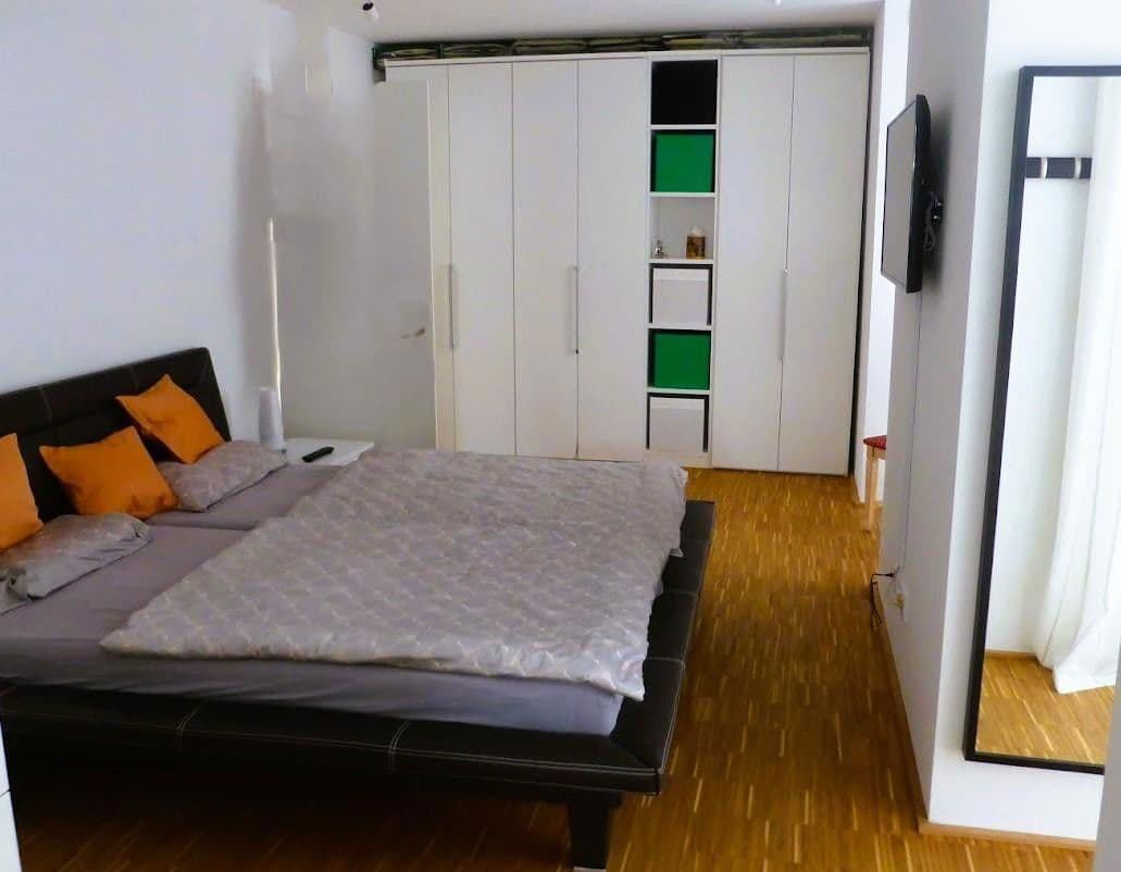 Prenájom bytu 4-izbový 154 m², Siegbergstr. 73, Siegen, Severné Porýnie - Westfálsko Prenájom bytu 4-izbový 154 m², Siegbergstr. 73, Siegen, Severné Porýnie - Westfálsko