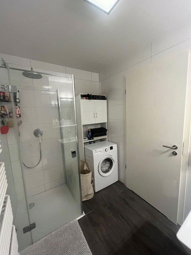 Prenájom bytu 2-izbový 60 m², Schwäbisch Hall, Bádensko-Wurttembersko Prenájom bytu 2-izbový 60 m², Schwäbisch Hall, Bádensko-Wurttembersko