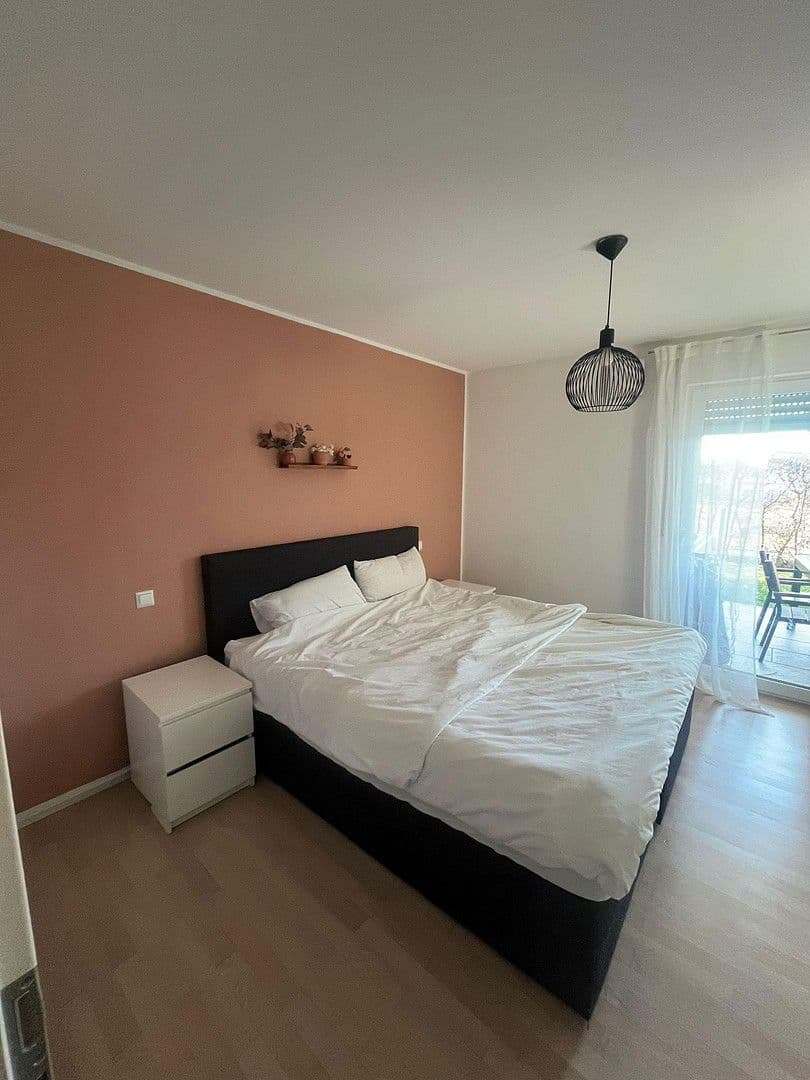 Prenájom bytu 2-izbový 60 m², Schwäbisch Hall, Bádensko-Wurttembersko Prenájom bytu 2-izbový 60 m², Schwäbisch Hall, Bádensko-Wurttembersko