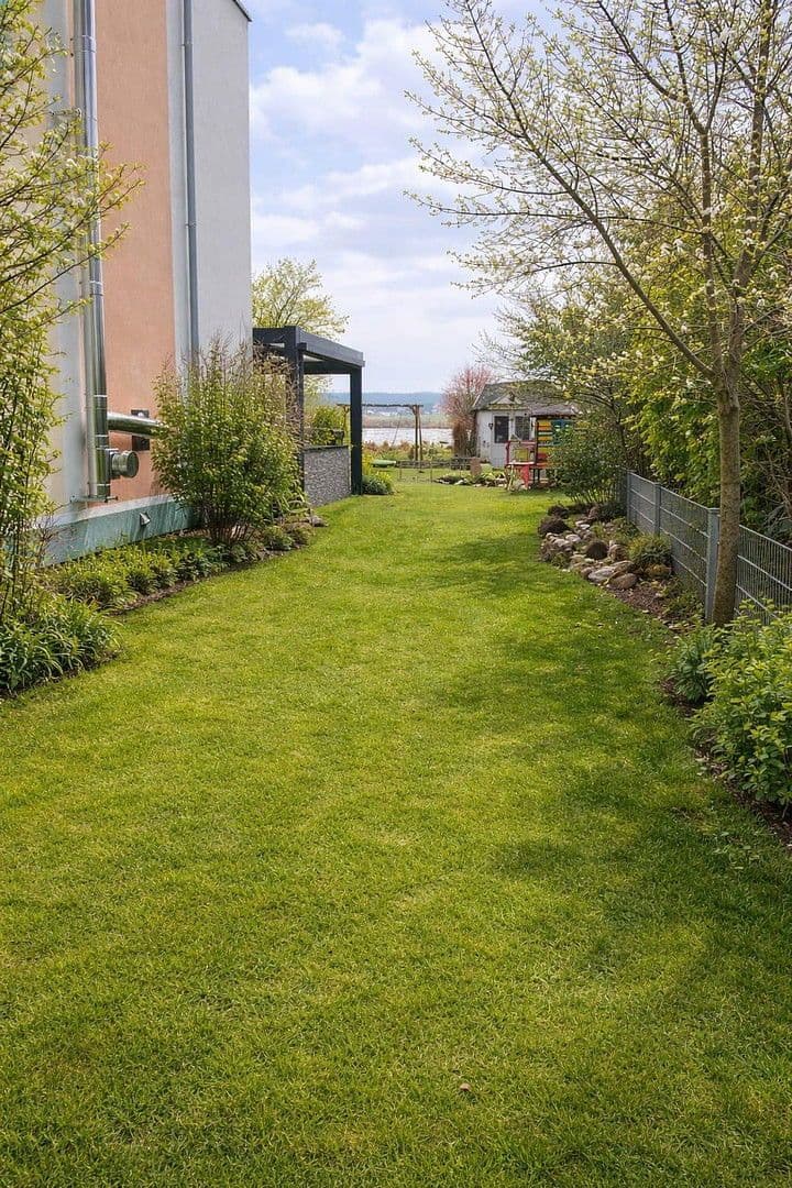 Predaj domu 164 m², pozemek 430 m², Reuthseering 202, Adelsdorf, Bavorsko Predaj domu 164 m², pozemek 430 m², Reuthseering 202, Adelsdorf, Bavorsko