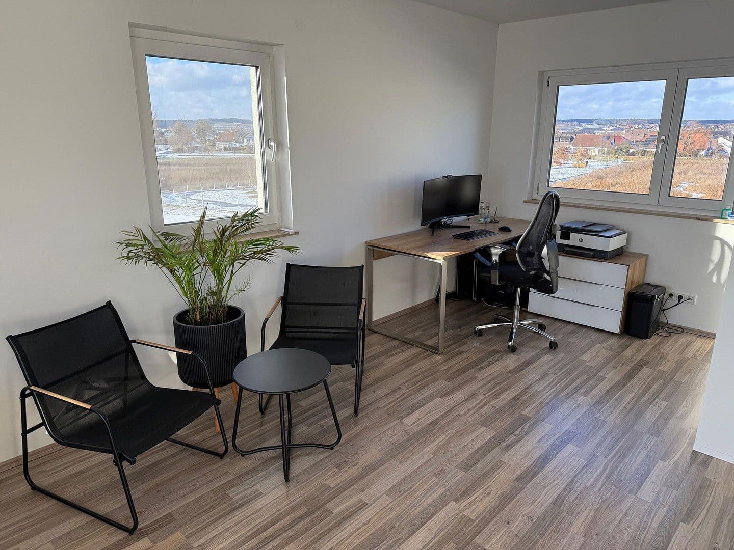 Predaj domu 164 m², pozemek 430 m², Reuthseering 202, Adelsdorf, Bavorsko Predaj domu 164 m², pozemek 430 m², Reuthseering 202, Adelsdorf, Bavorsko