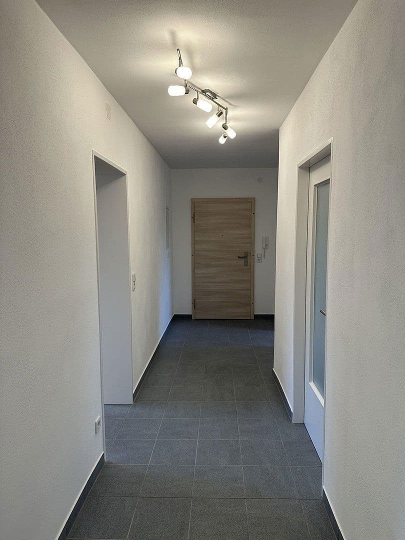 Prenájom bytu 3-izbový 82 m², Ansbach, Bavorsko Prenájom bytu 3-izbový 82 m², Ansbach, Bavorsko