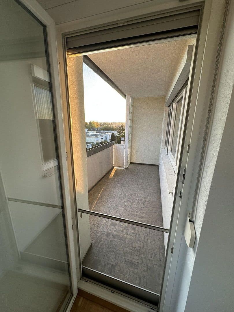 Prenájom bytu 3-izbový 82 m², Ansbach, Bavorsko Prenájom bytu 3-izbový 82 m², Ansbach, Bavorsko