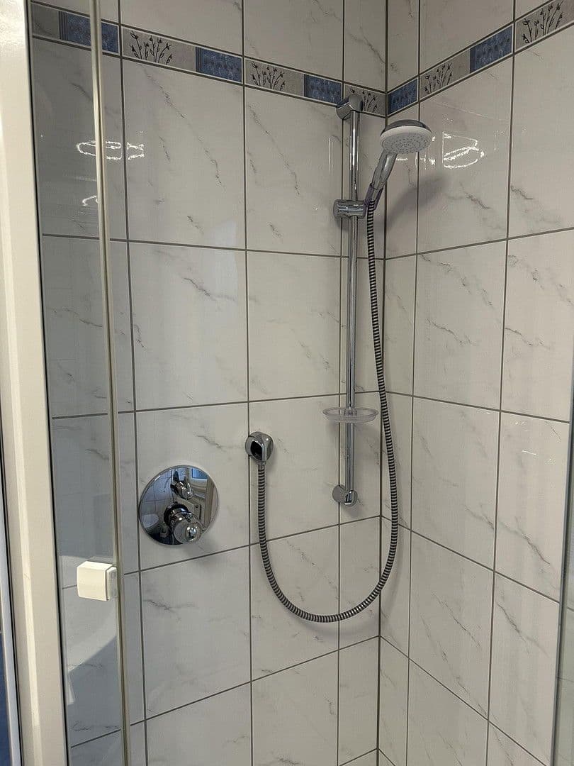 Prenájom bytu 3-izbový 82 m², Ansbach, Bavorsko Prenájom bytu 3-izbový 82 m², Ansbach, Bavorsko