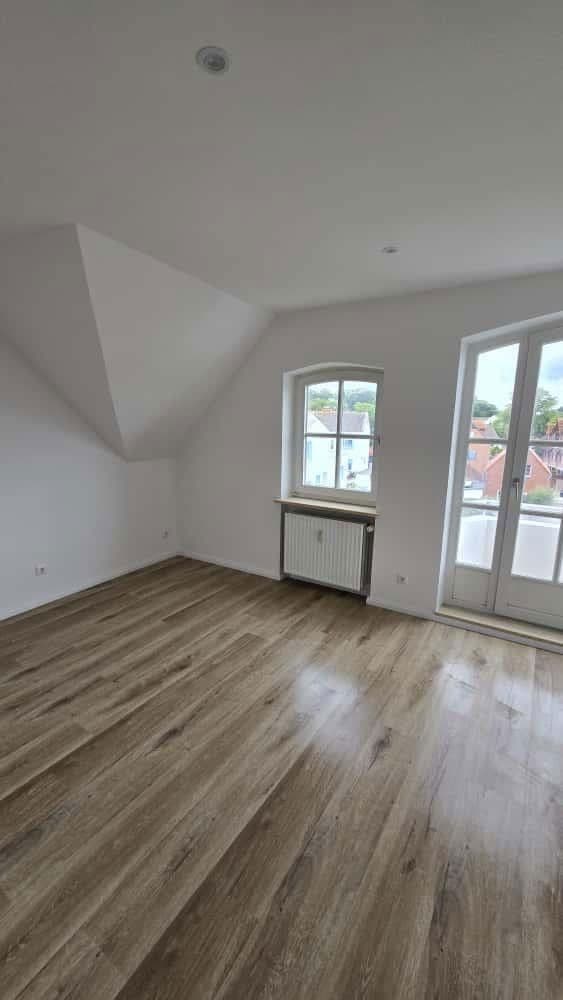 Prenájom bytu 3-izbový 92 m², Heiligenhafen, Šlezvicko-Holštajnsko Prenájom bytu 3-izbový 92 m², Heiligenhafen, Šlezvicko-Holštajnsko