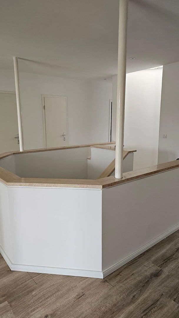 Prenájom bytu 3-izbový 92 m², Heiligenhafen, Šlezvicko-Holštajnsko Prenájom bytu 3-izbový 92 m², Heiligenhafen, Šlezvicko-Holštajnsko