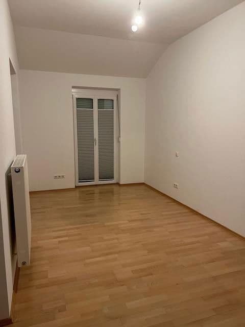 Predaj domu 130 m², pozemek 237 m², Neufahrn, Bavorsko Predaj domu 130 m², pozemek 237 m², Neufahrn, Bavorsko