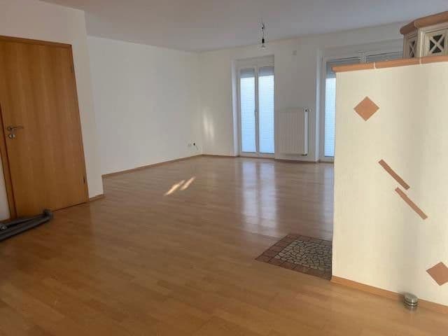 Predaj domu 130 m², pozemek 237 m², Neufahrn, Bavorsko Predaj domu 130 m², pozemek 237 m², Neufahrn, Bavorsko