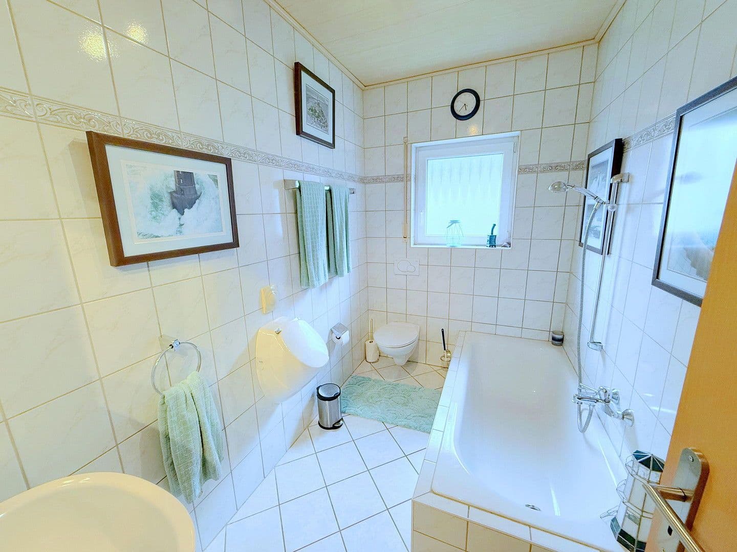 Predaj domu 259 m², pozemek 809 m², Ilsbachstraße 11, Hettenhausen, Porýnie-Falcko Predaj domu 259 m², pozemek 809 m², Ilsbachstraße 11, Hettenhausen, Porýnie-Falcko