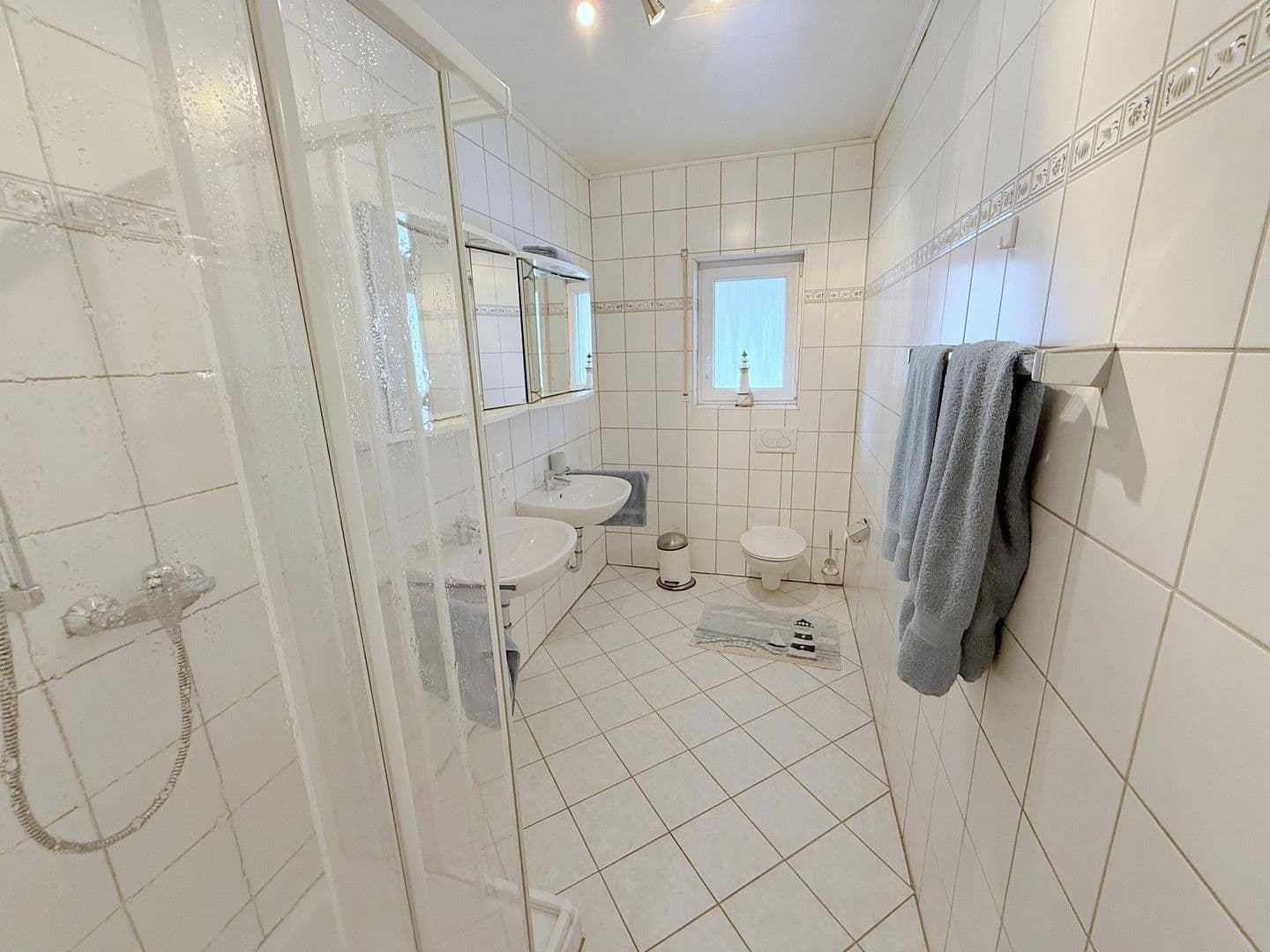 Predaj domu 259 m², pozemek 809 m², Ilsbachstraße 11, Hettenhausen, Porýnie-Falcko Predaj domu 259 m², pozemek 809 m², Ilsbachstraße 11, Hettenhausen, Porýnie-Falcko