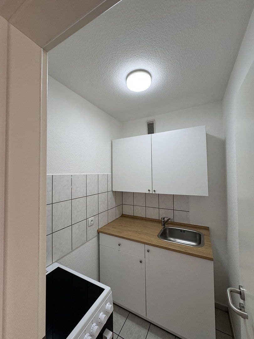 Prenájom bytu 1-izbový 35 m², Mercedesstrasse 14, Sindelfingen, Bádensko-Wurttembersko Prenájom bytu 1-izbový 35 m², Mercedesstrasse 14, Sindelfingen, Bádensko-Wurttembersko