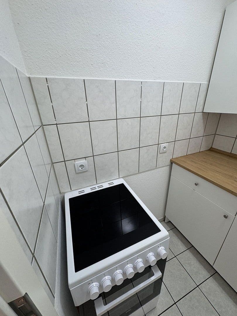 Prenájom bytu 1-izbový 35 m², Mercedesstrasse 14, Sindelfingen, Bádensko-Wurttembersko Prenájom bytu 1-izbový 35 m², Mercedesstrasse 14, Sindelfingen, Bádensko-Wurttembersko